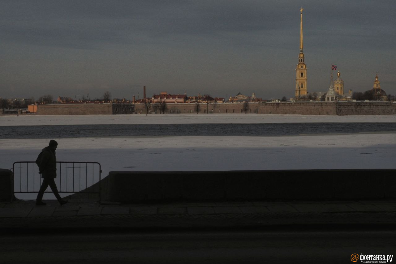 солнце светило в спб. солнце светило в спб. солнце в питере. питер весна солнце. санкт петербург в лучах солнца.
