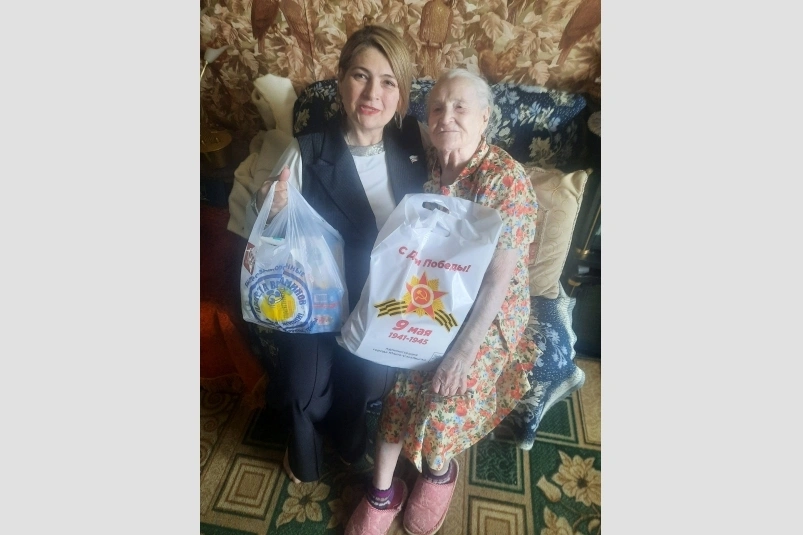 Сусанна Адрова навестила ветеранов своего округа