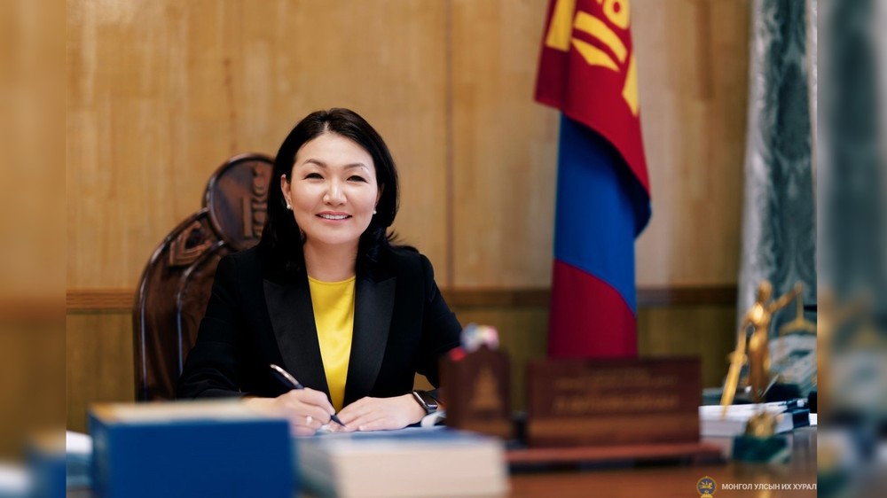 Генсек Великого Государственного Хурала (Парламента) Монголии Өлзийсайхан Лувсандорж