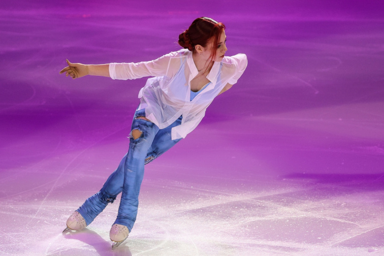 Трусова показала трогательные фотографии с месячным сыном