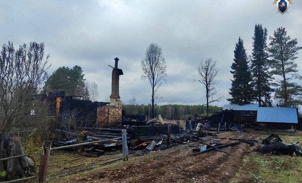 В Кировской области пенсионер погиб при пожаре в собственном доме
