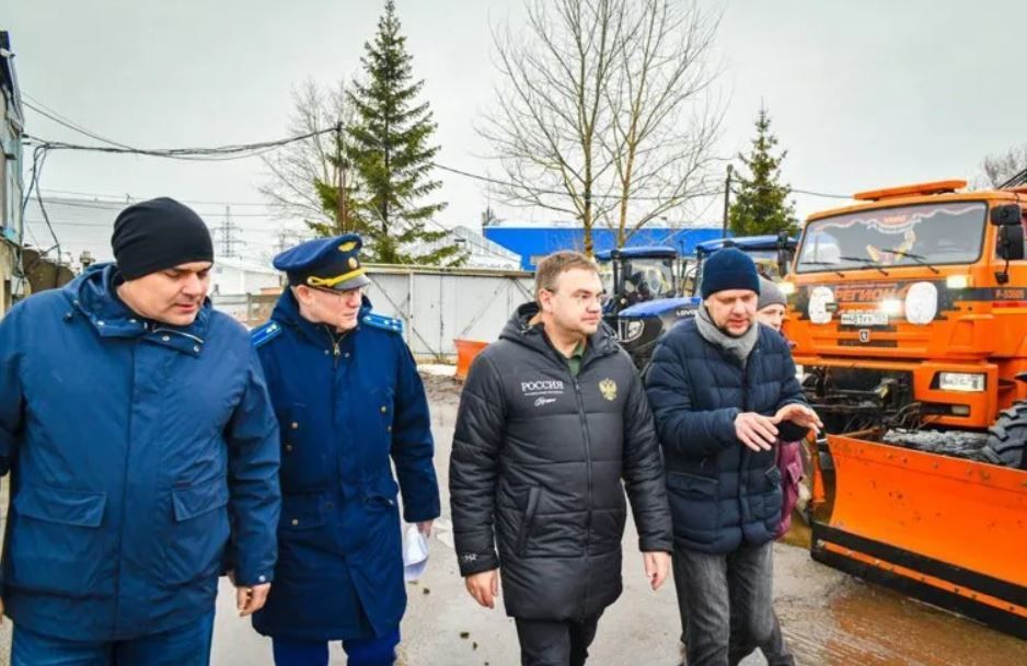 В Перми на борьбу со снежными завалами при необходимости будет брошено 345 машин