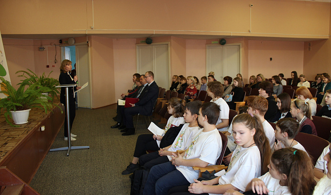 В Областной экологической конференции школьников Тверской области приняли участие юные исследователи природы из 10 муниципальных образований региона