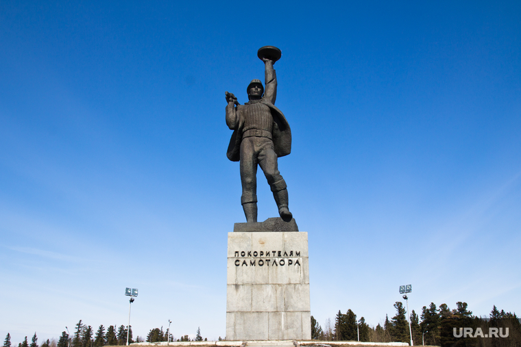 Памятник алеша в нижневартовске фото