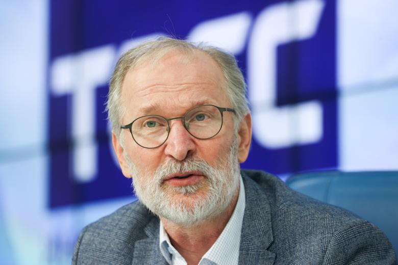 Ушедший в тень из-за проблем со здоровьем Добронравов вернулся к работе