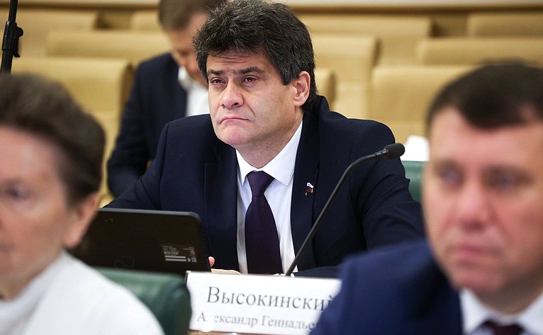 Александр Высокинский