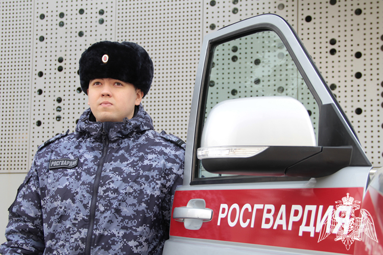 Вневедомственная охрана Росгвардии познакомила жителей Ишима со своей службой