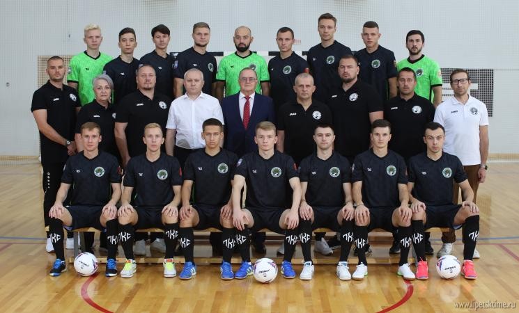 лкс футбольный клуб. лкс команда мини футбольная. начало игры в мини футболе.