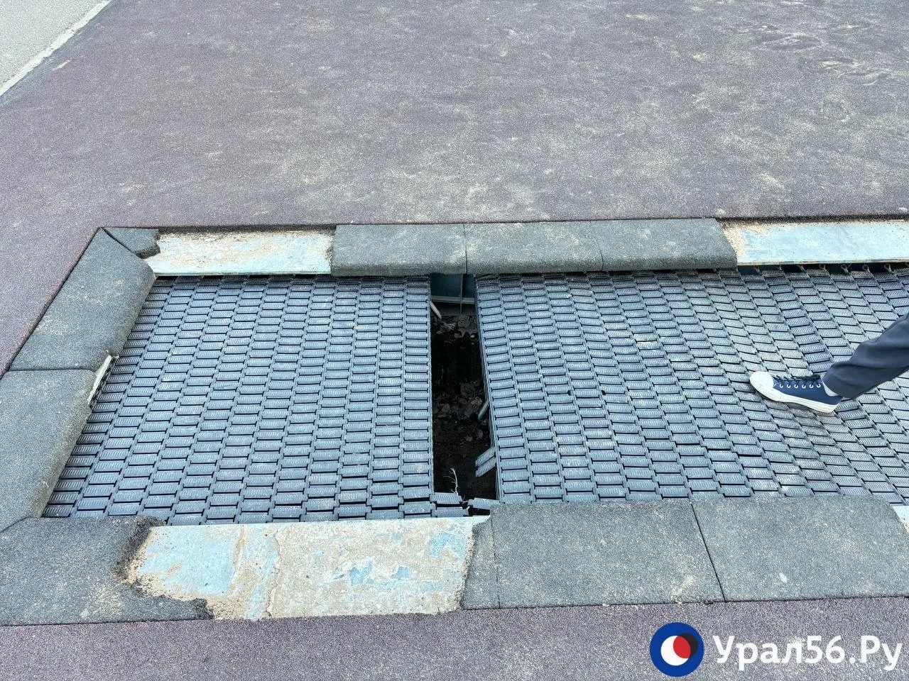 Как выглядят батуты на набережной Оренбурга возле улицы Красная площадь? Фотофакт Урал56.Ру
