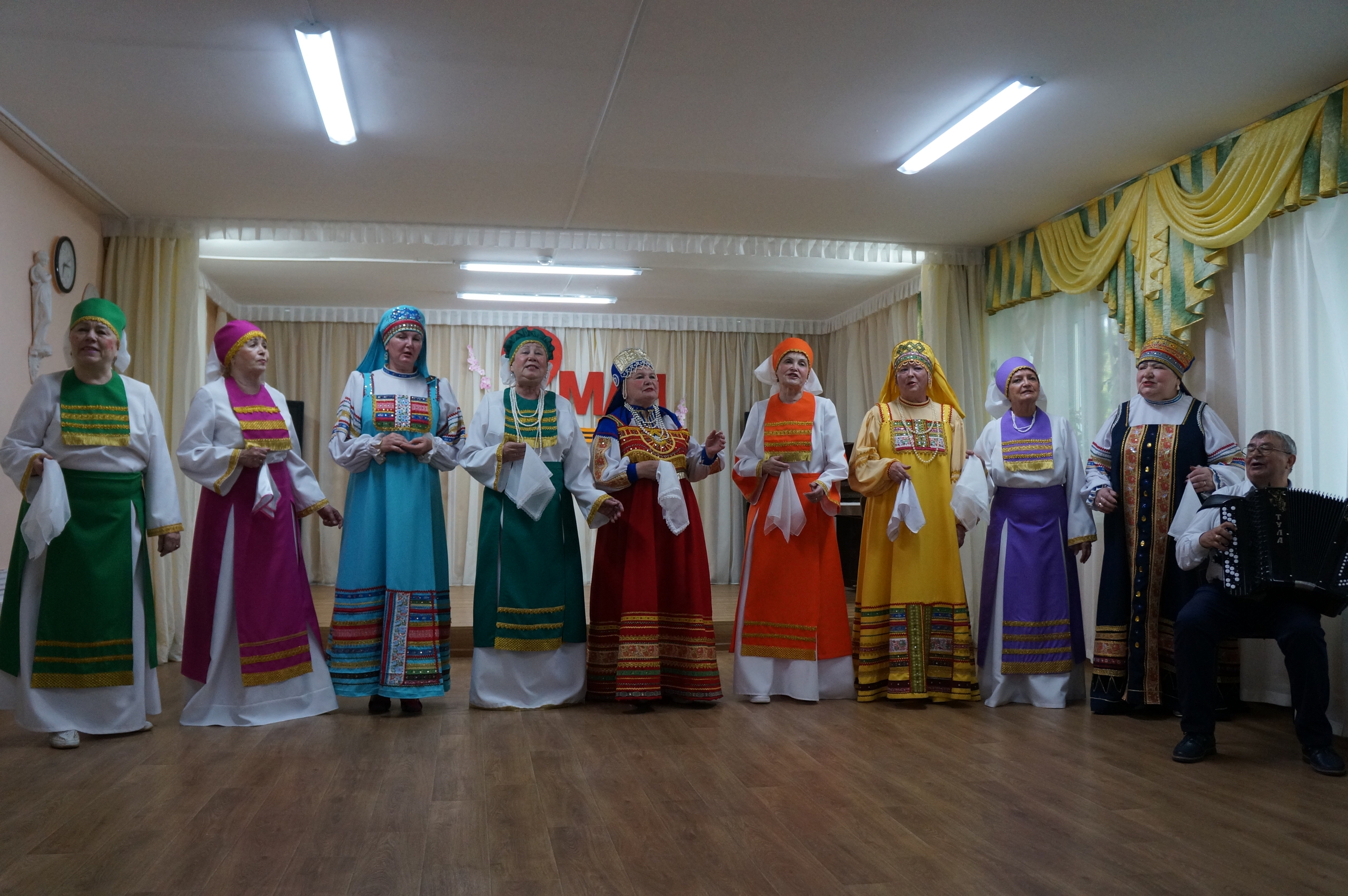 В секторе национального творчества Балаковского центра культурного развития состоялась концертная программа «Славной Победе посвящается…»