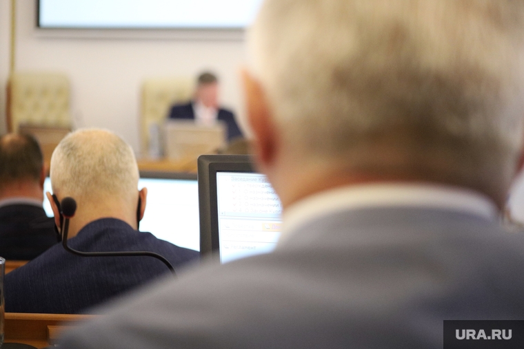 Заседание областной думы. Курган, чиновники, совещание, заседание, областная дума, депутаты