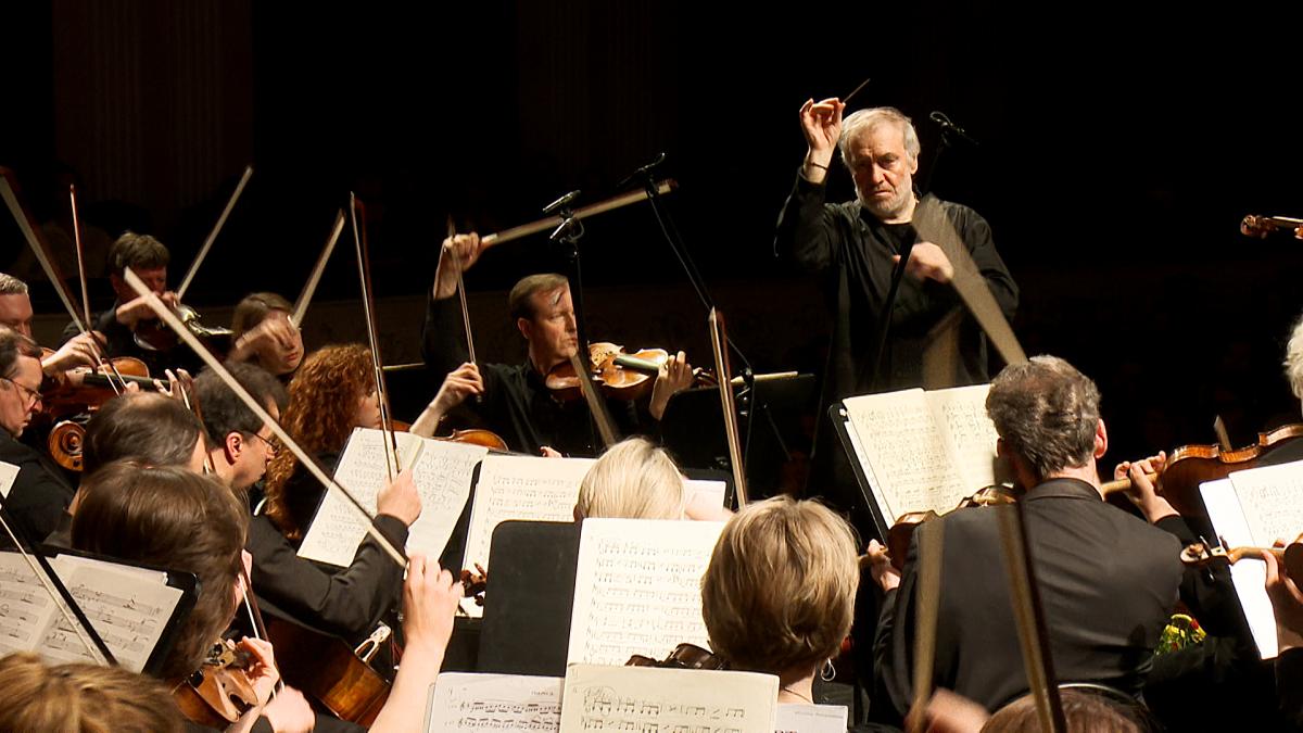 2021-04-30 gergiev.01_16_51_11.Still002