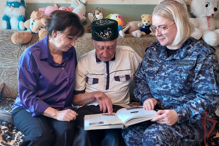 В Татарстане росгвардейцы проводят мероприятия, посвящённые 81-й годовщине Победы в Великой Отечественной войне