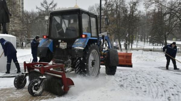Зимняя уборка во Владимире: Дмитрий Наумов организовал проверки на дорогах