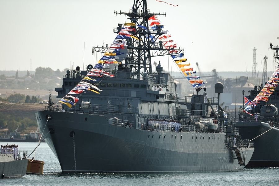 Минобороны: экипаж корабля «Иван Хурс» представлен к наградам за отбитую атаку беспилотников