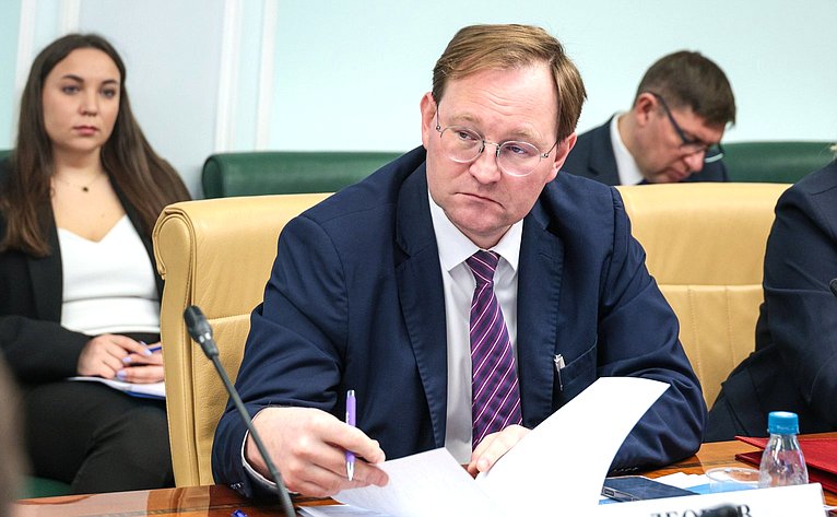 Семинар-совещание для законодательных органов субъектов РФ «Проблемы реализации новых механизмов использования и охраны земель сельскохозяйственного назначения в субъектах РФ»