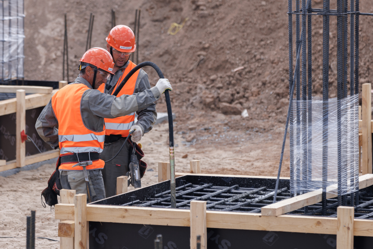 Что получали бизнесмены в обмен на взятку? Контракты на стройку и ремонт на объектах, расположенных в Бугульминском районе, считает следствие