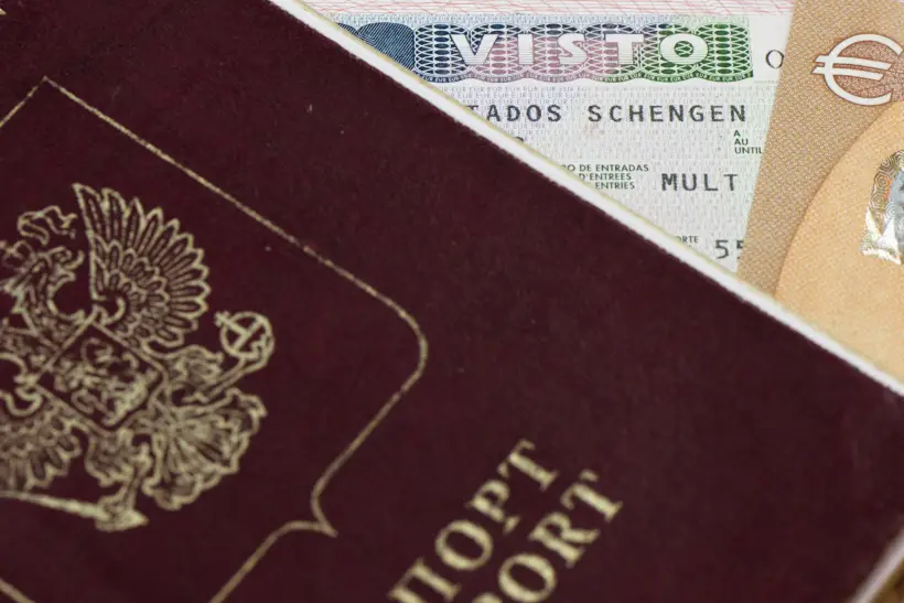 В ЕС рассматривают возможность ограничений при выдаче виз гражданам третьих стран. Фото. © РИА Новости. Владимир Астапкович