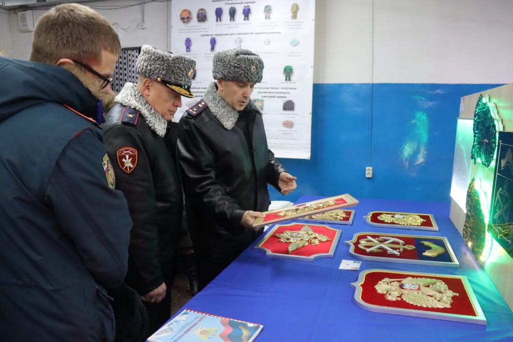 Представители власти и бизнеса оценили продукцию колоний Мурманской области