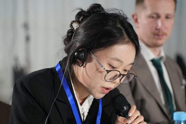 Вместе формируем будущее: РГГУ подвёл итоги Школы молодых футурологов