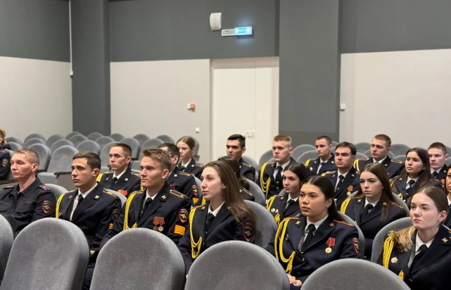 Курсанты Казанского юридического института МВД России посетили Квартал юстиции