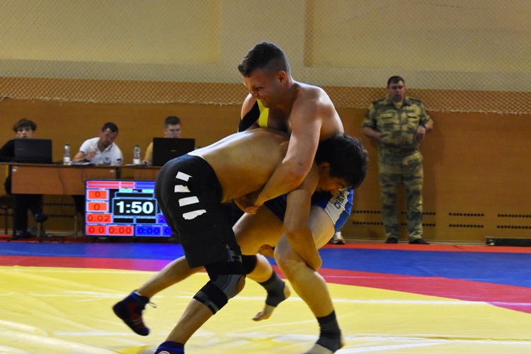 Чемпионат Приволжского округа Росгвардии по комплексному единоборству среди мужчин состоялся в Нижнем Новгороде