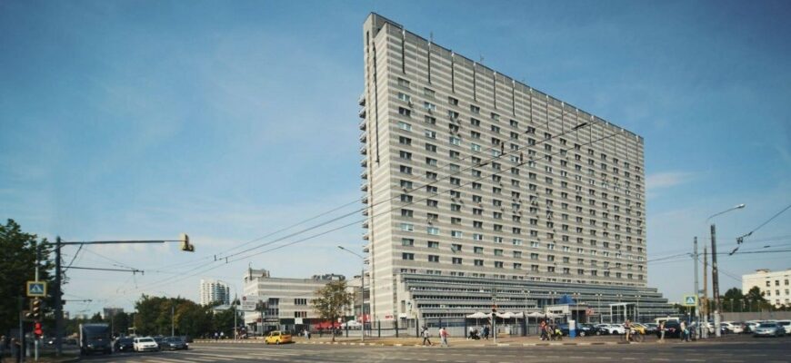 В Москве выставили на торги гостиницу 