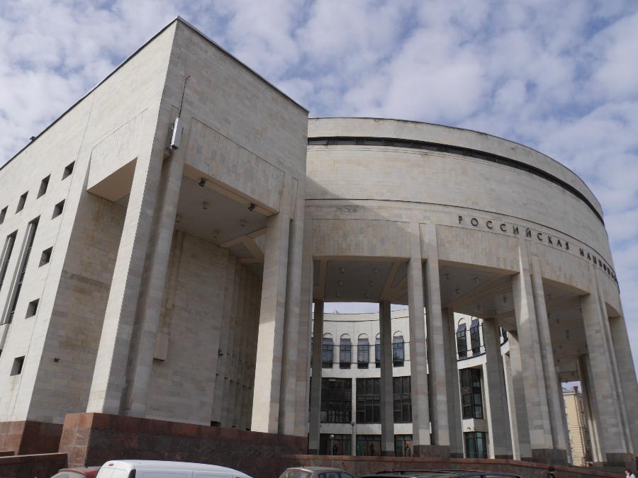В РНБ в преддверии годовщины Великой Победы стартовал цифровой проект «Блокадный кабинет» | ФОТО Сергея ГРИЦКОВА
