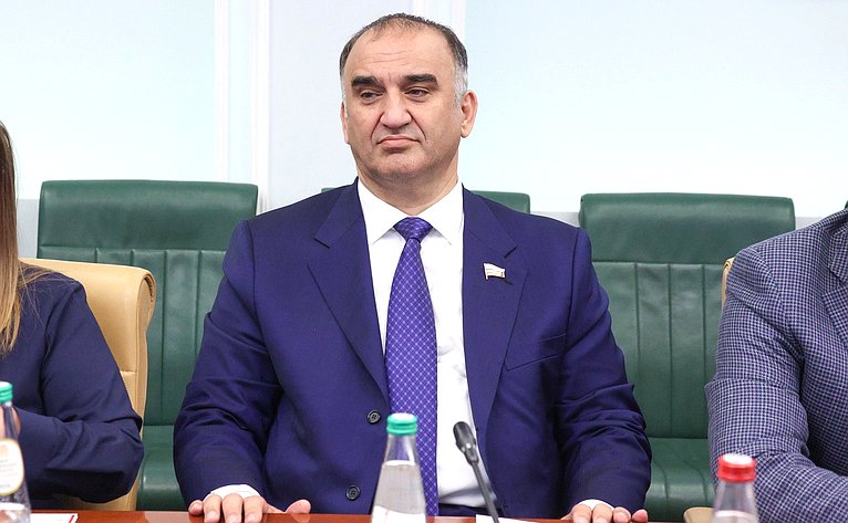 Мохмад Ахмадов