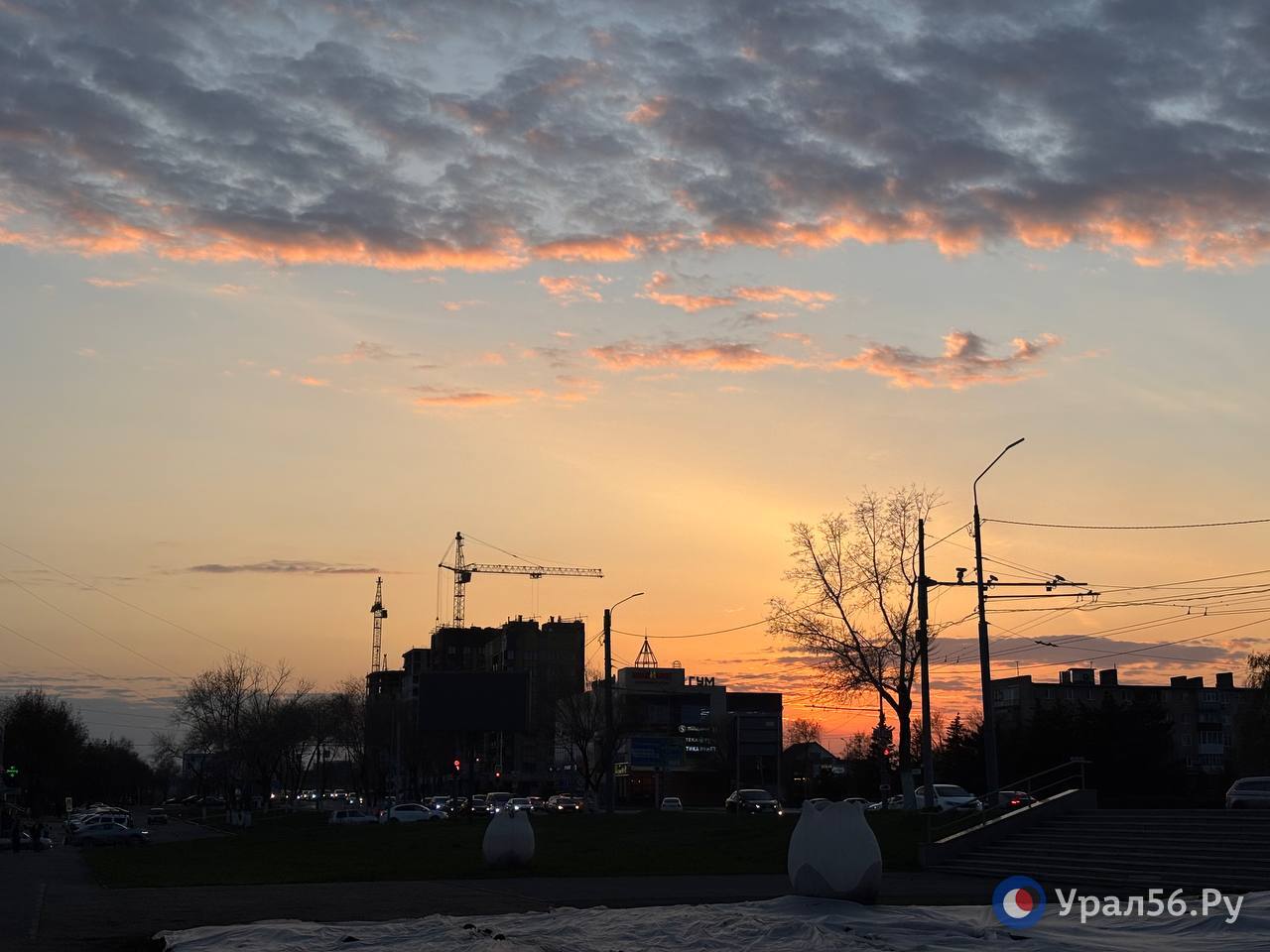 Закат в Оренбурге. Фото из архива