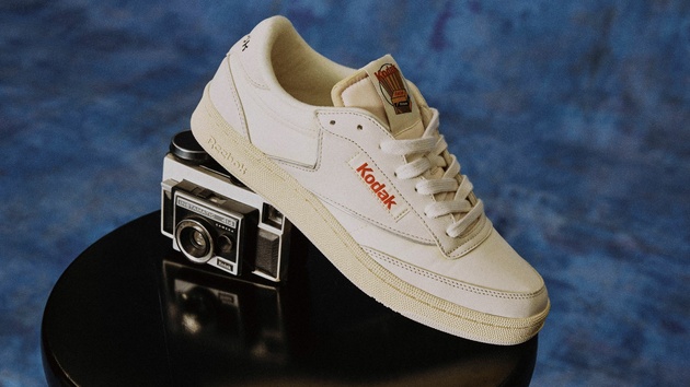Reebok x Kodak: фотолегенда зарабатывает на мерче
