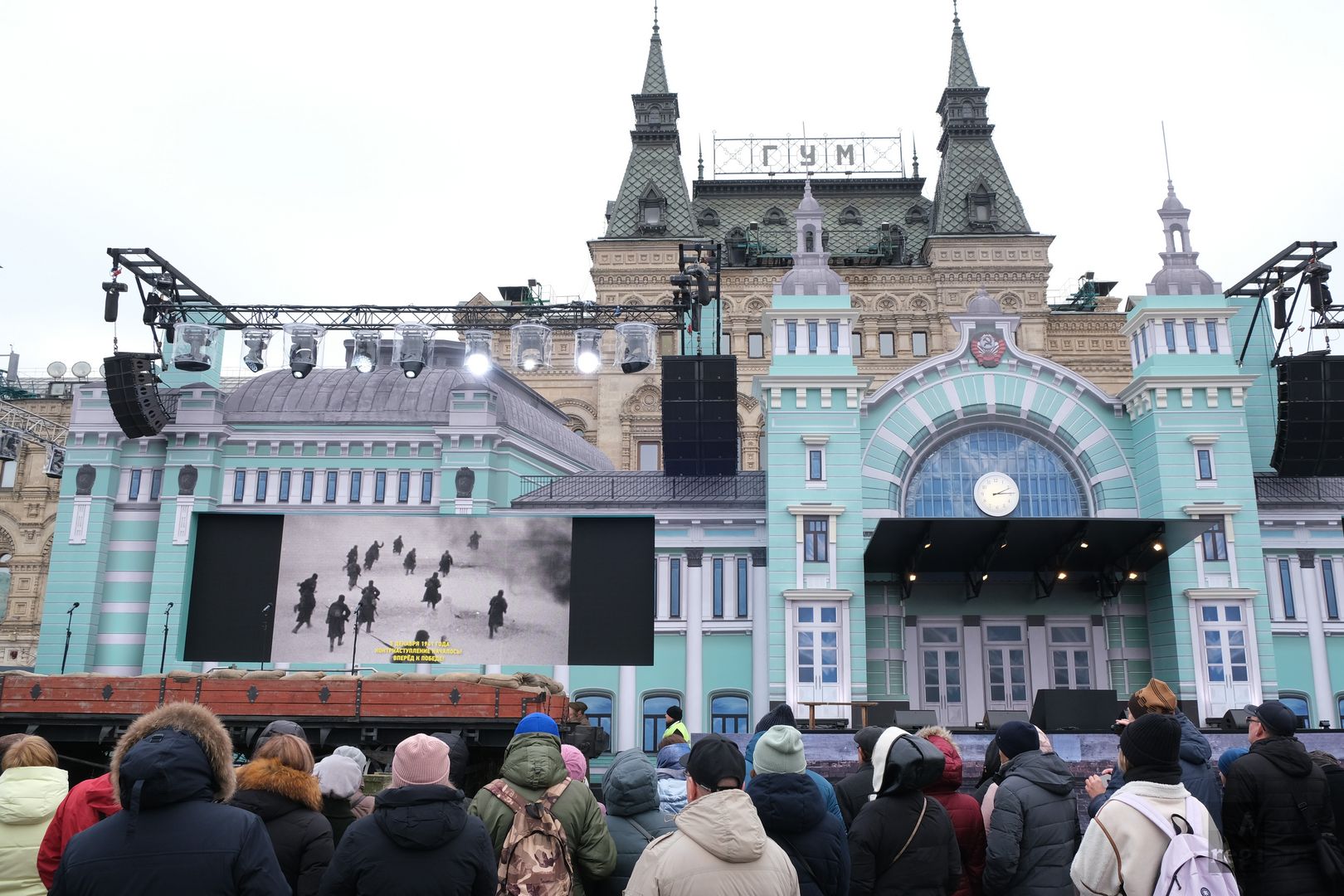 площадь у белорусского вокзала