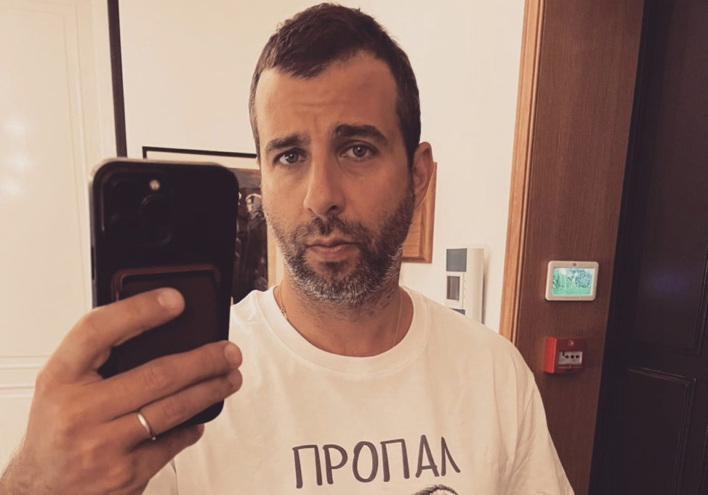 Жена Ивана Урганта с дочерью отдыхает в Провансе