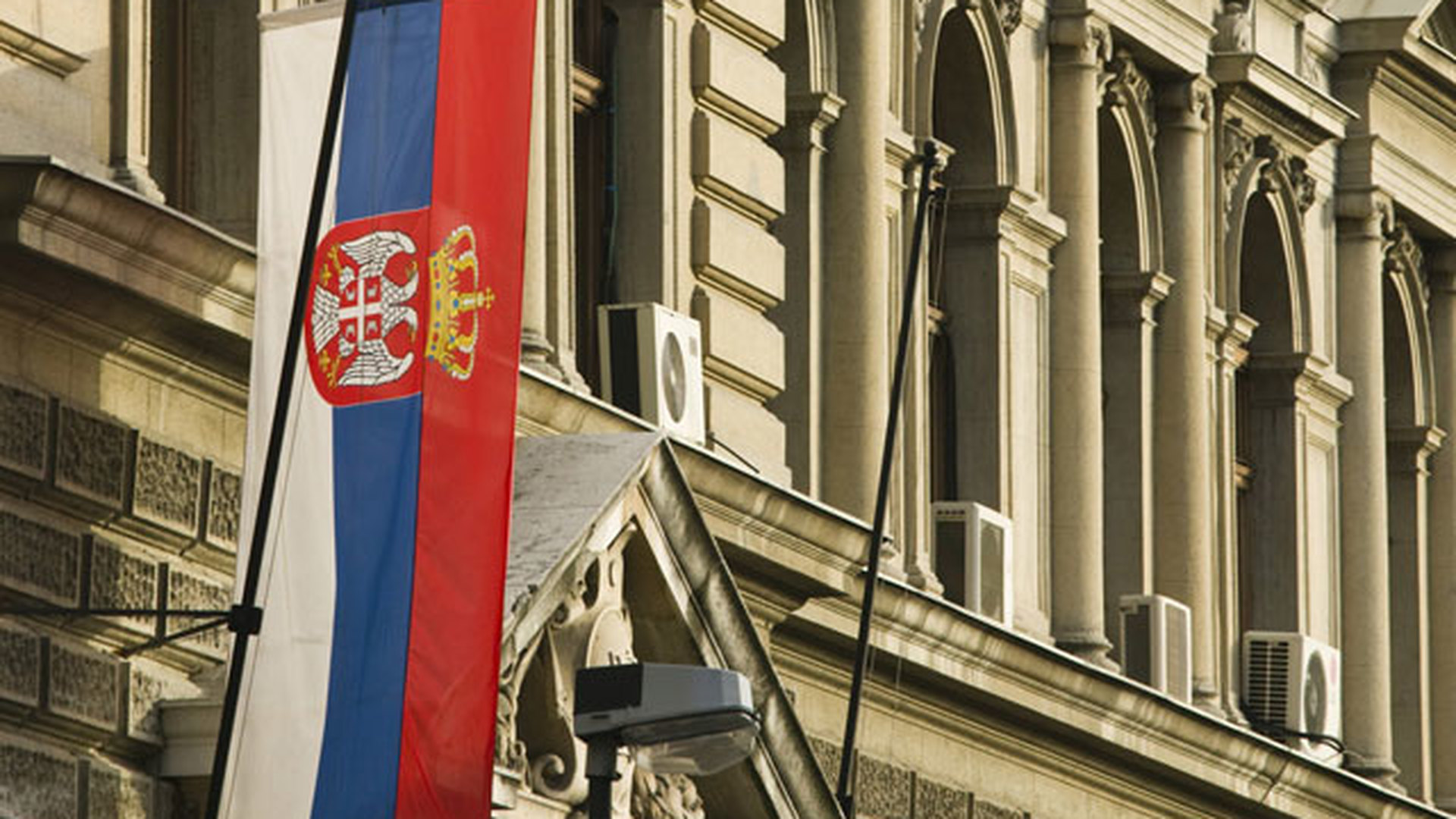 Сербия винит ЕС в раздувании косовского конфликта