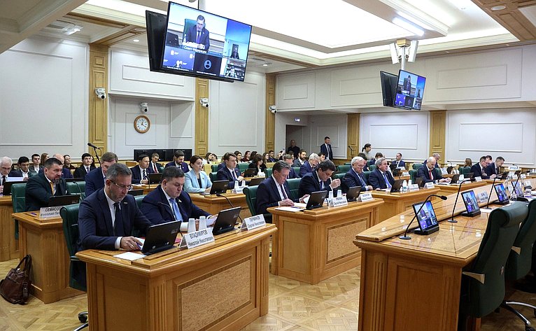 Парламентские слушания Комитета СФ по федеративному устройству, региональной политике, местному самоуправлению и делам Севера «Инновации и современные технологии в строительстве и жилищно-коммунальном хозяйстве»