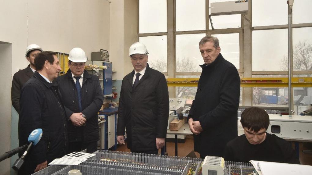 Губернатор Травников оценил потенциал подготовки кадров для кластера машиностроения региона