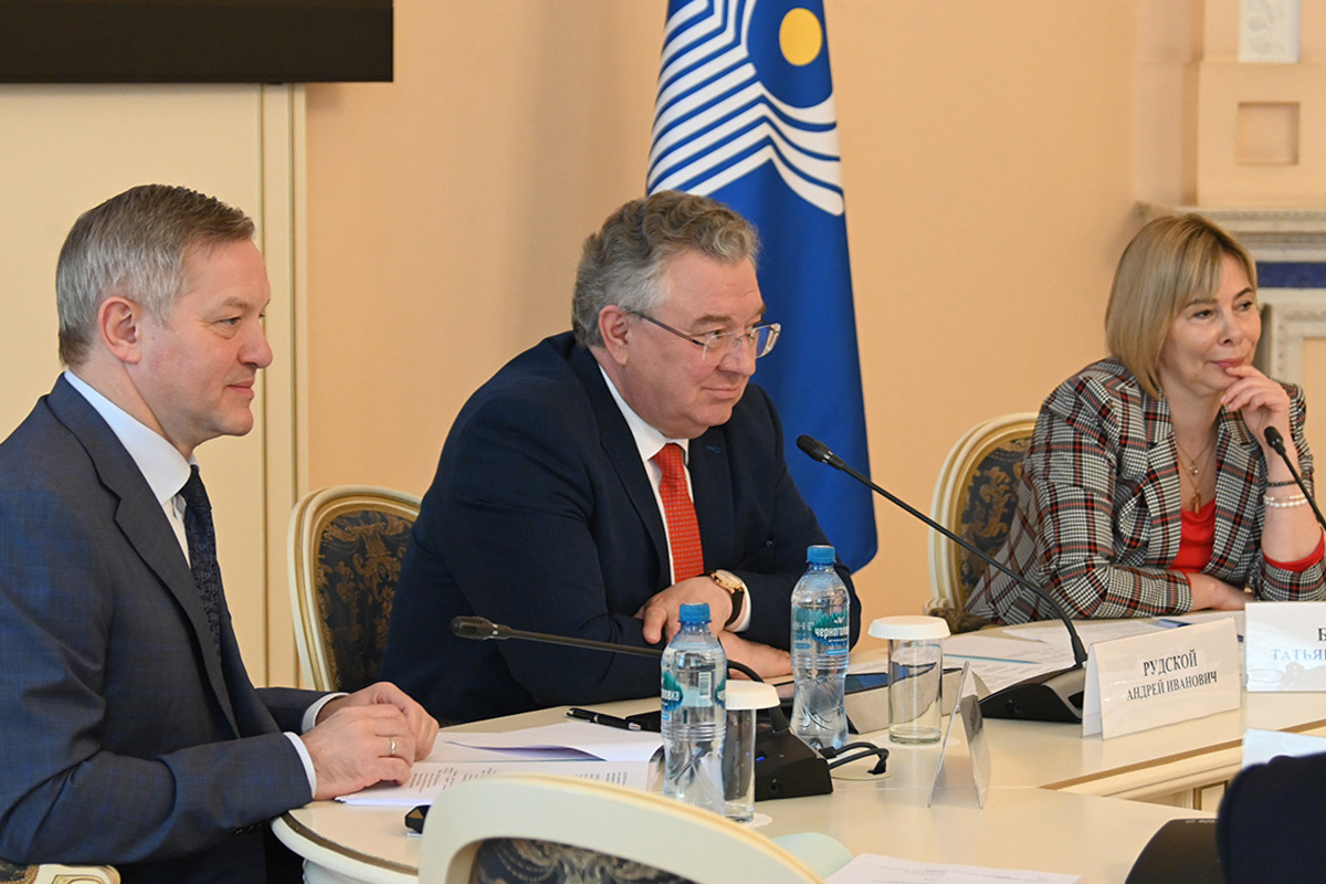 Специалисты обсудили проект рекомендаций по нормативному регулированию академической мобильности 