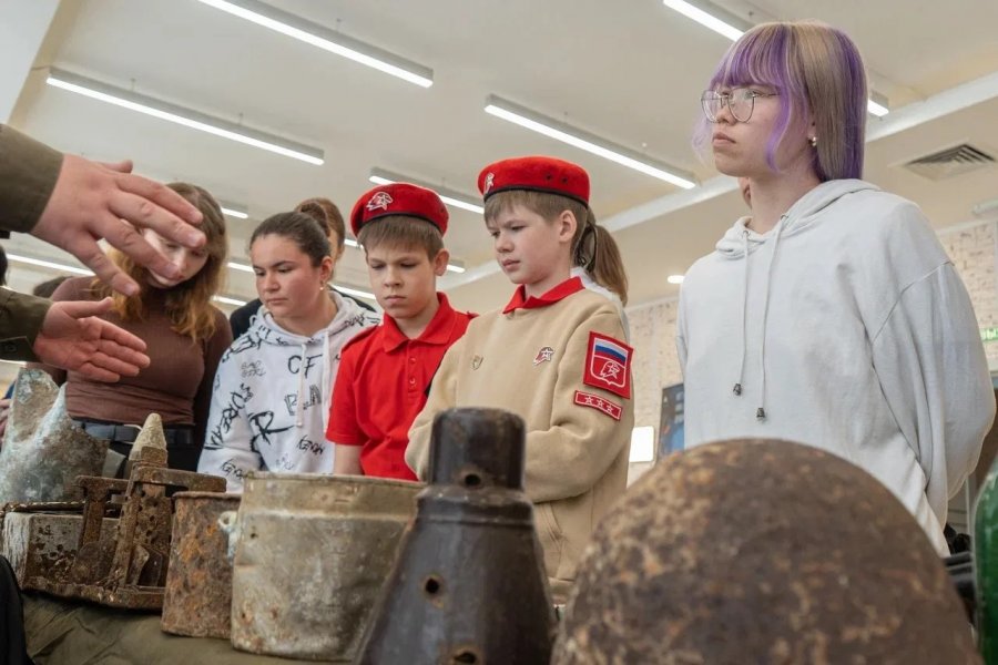 В Севастополе провели патриотический форум С гордостью, МолодежьСевастополя