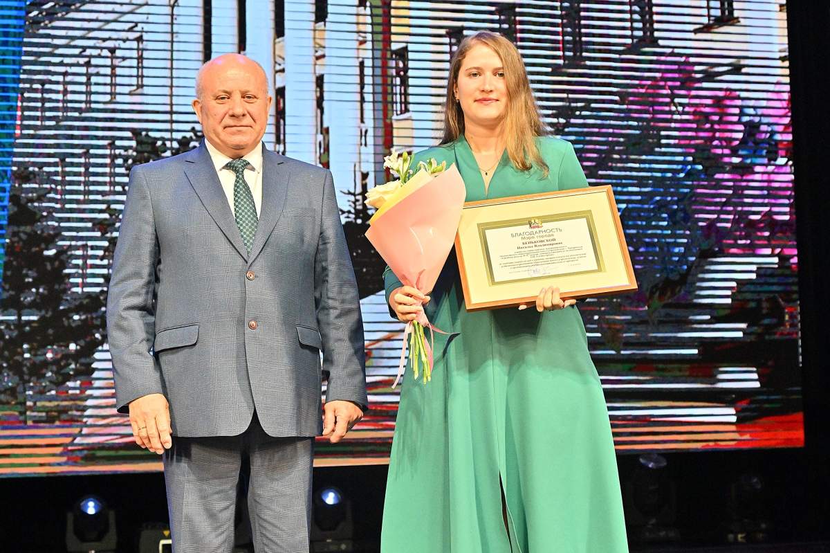 Мэр Хабаровска Сергей Кравчук поздравил педагогов города с наступающим профессиональным праздником 