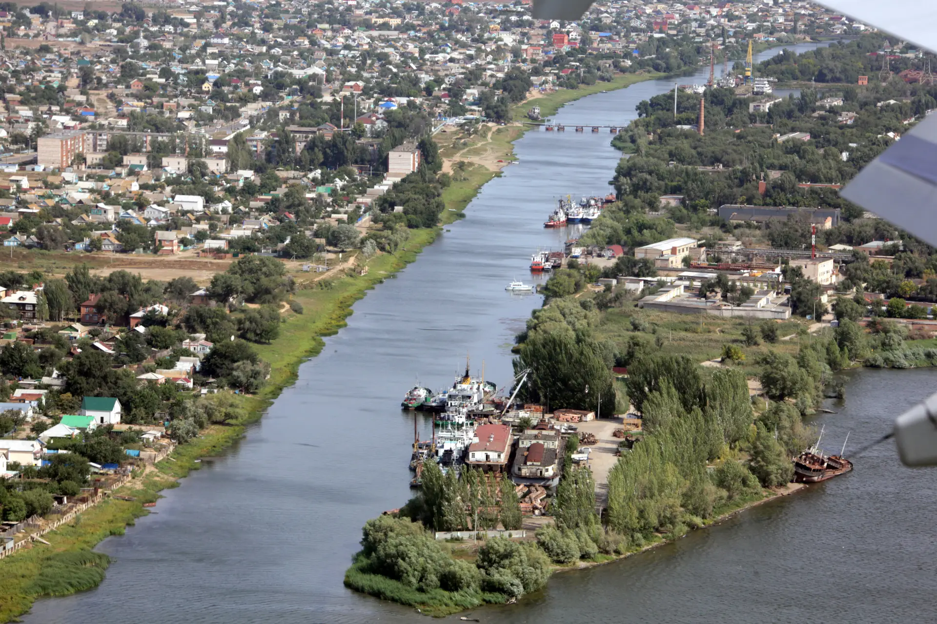 Ливень, грозу и усиление ветра прогнозируют в Астраханской области. Фото. © РИА Новости. Марина Лысцева