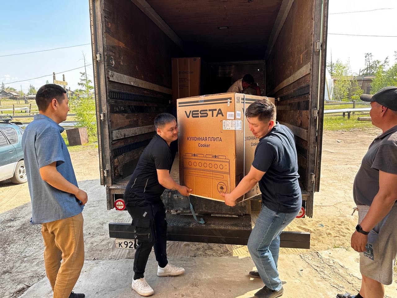 АГИКИ оказал помощь пострадавшим от паводка в Намском районе