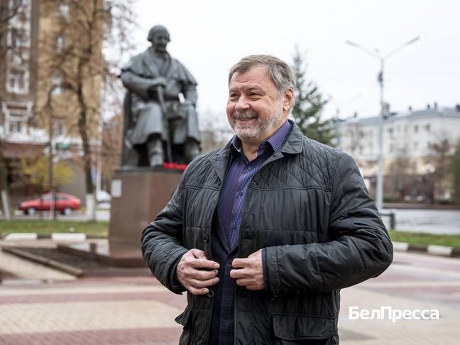 Виталий Стариков