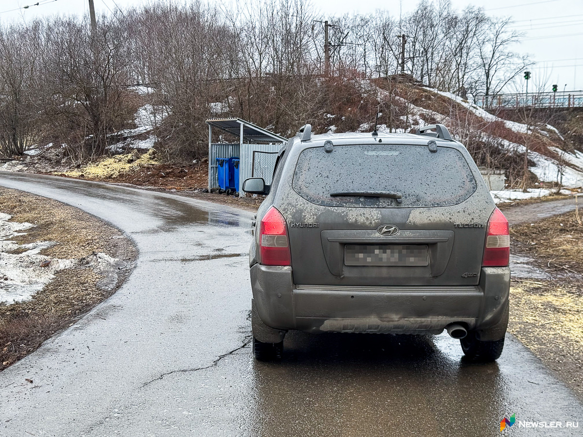По Линейной с трудом проедет даже один автобус.