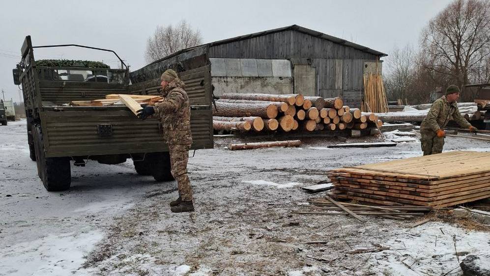 В Комаричах Брянской области рассказали о помогающих участникам СВО волонтёрах