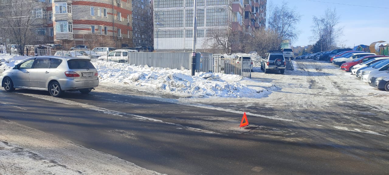 Происшествия хабаровск. Убитая тачка. Место происшествия хабаровск 2024. Авария новогодняя. Место происшествия хабаровск 2024.