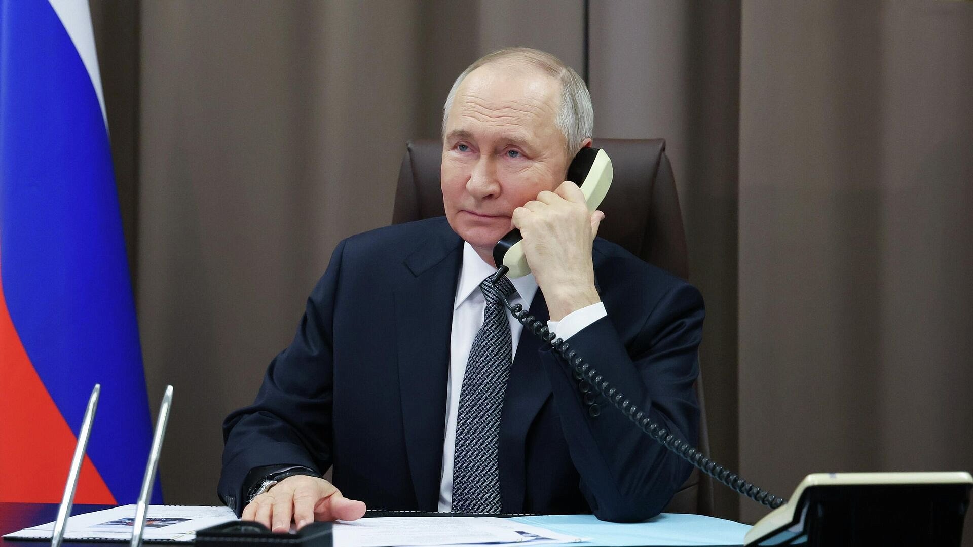 Путин поговорил по телефону с Бердымухамедовым 