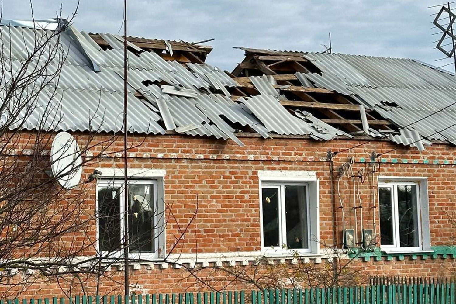 Новая таволжанка волчанск. Обстрелы Белгорода 2023. Новая Таволжанка Белгородская область. 20 Апреля 2024 новая Таволжанка обстрел.