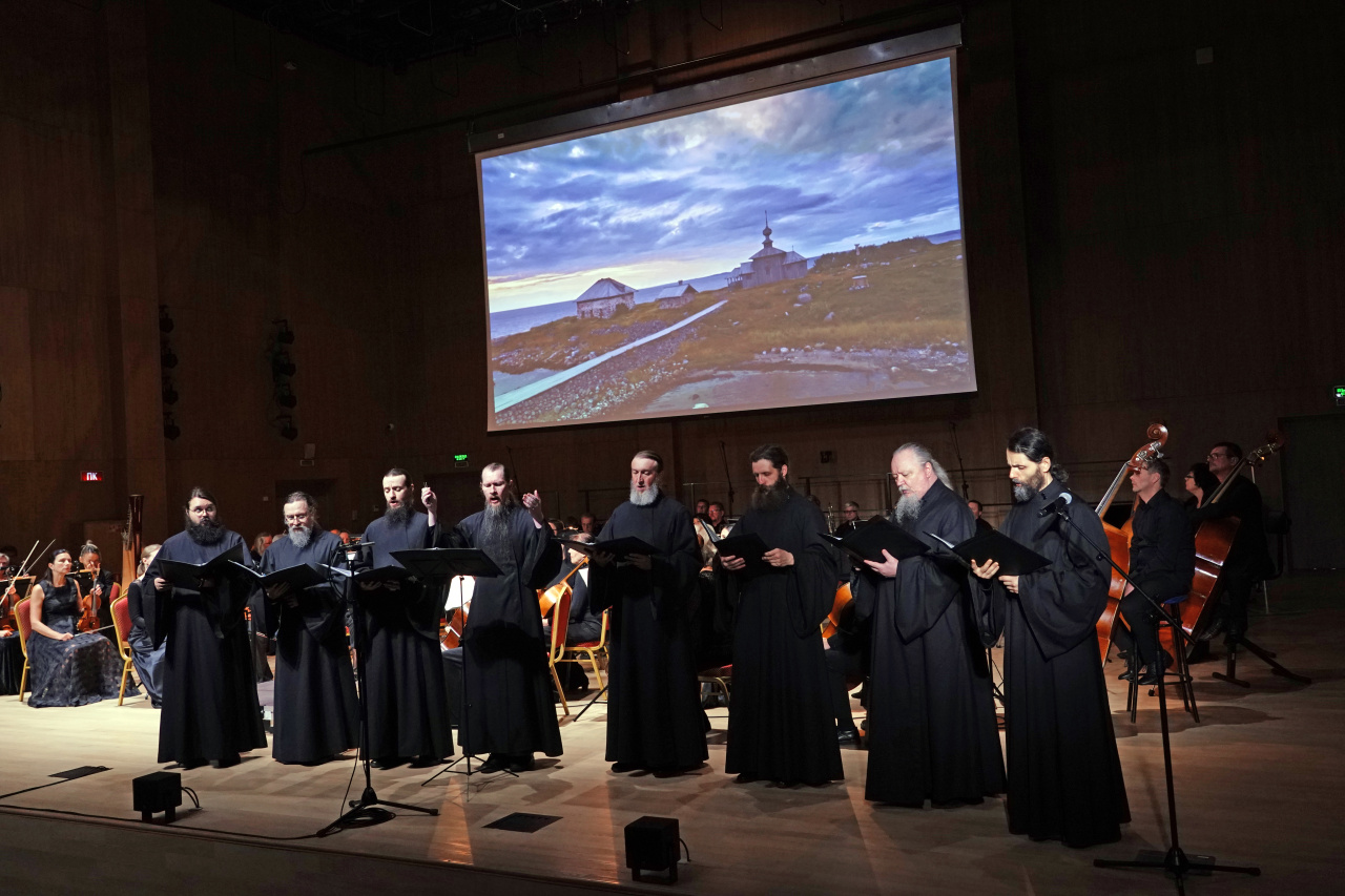  В Калининграде выступил Братский хор Соловецкого монастыря в сопровождении симфонического оркестра