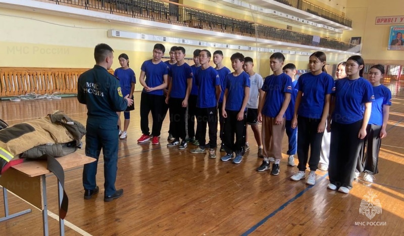 В Агинском прошла первая спартакиада, приуроченная ко Дню кадета России