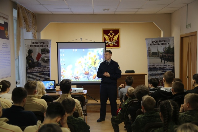 В отделе специального назначения «Викинг» УФСИН России по Омской области состоялся День открытых дверей